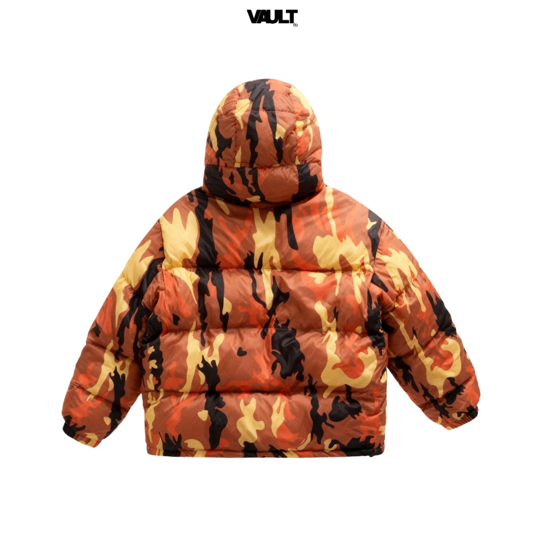 Jaqueta Puffer Corteiz – Camo Flames.