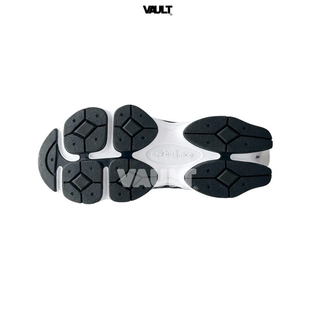 Tênis New Balance 9060