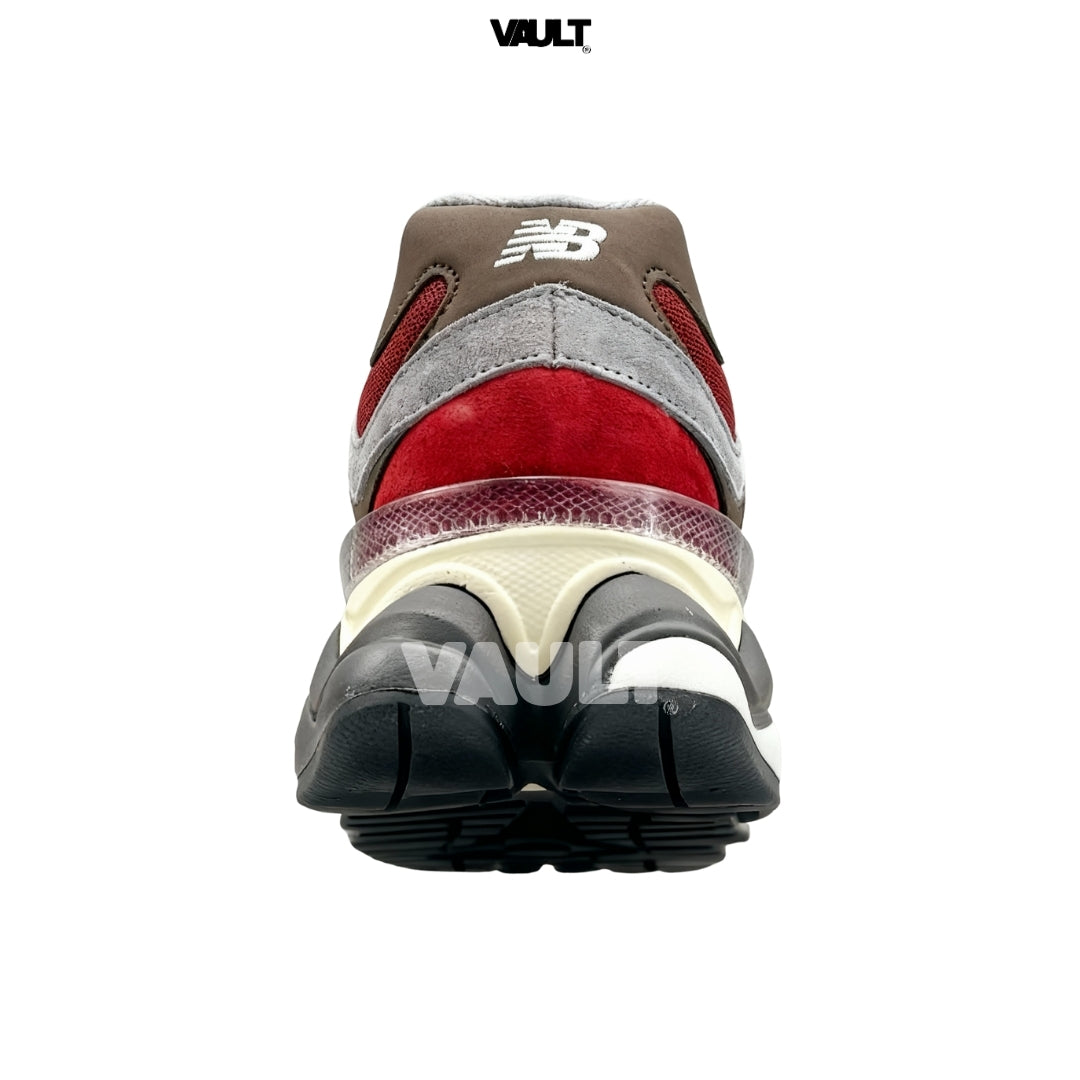 Tênis New Balance 9060