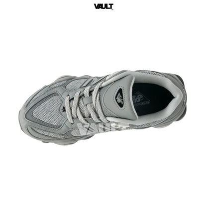 Tênis New Balance 9060