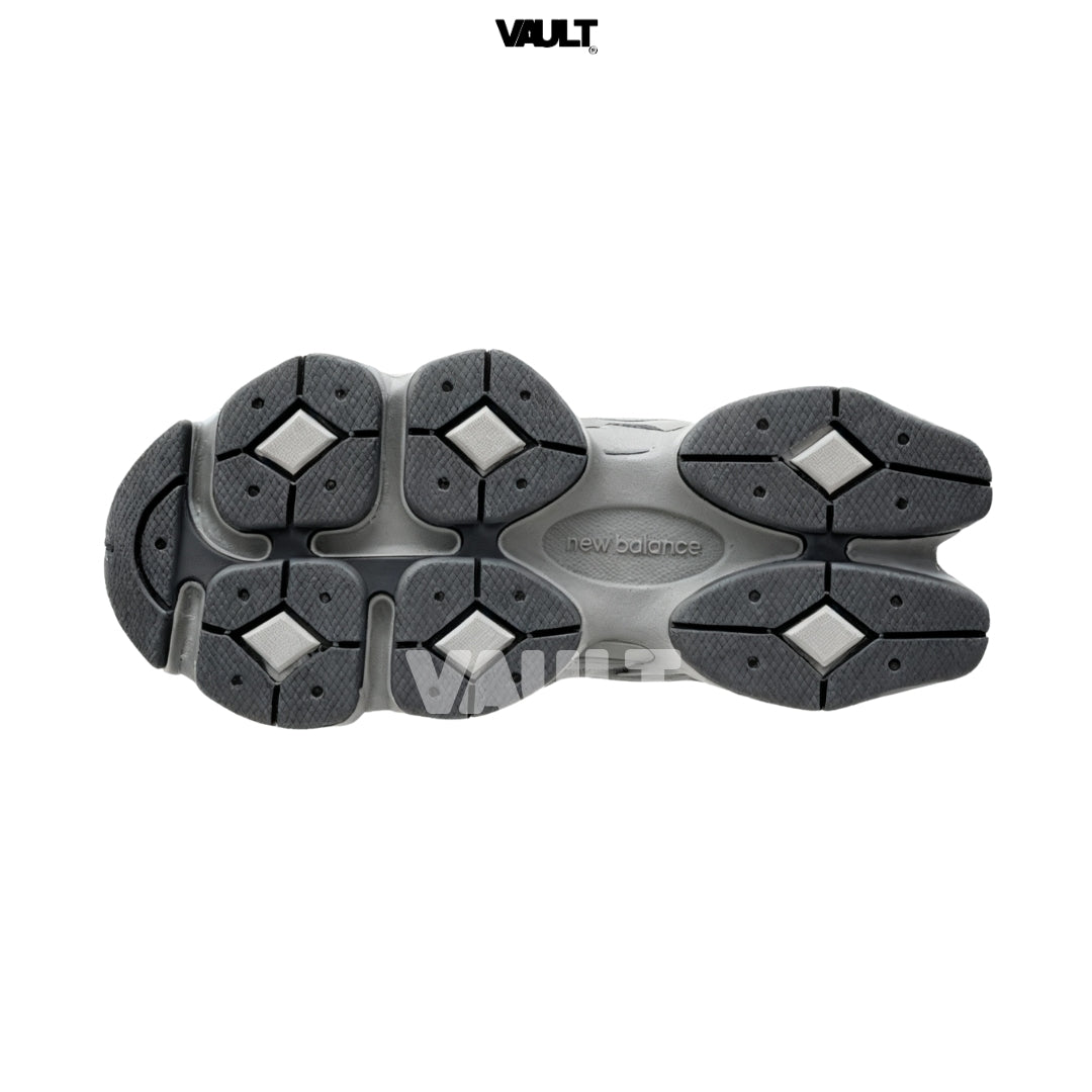 Tênis New Balance 9060