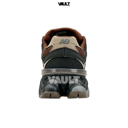 Tênis New Balance 9060