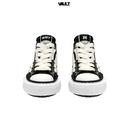 Tênis AMIRI x MAISON MIHARA YASHURO Bones